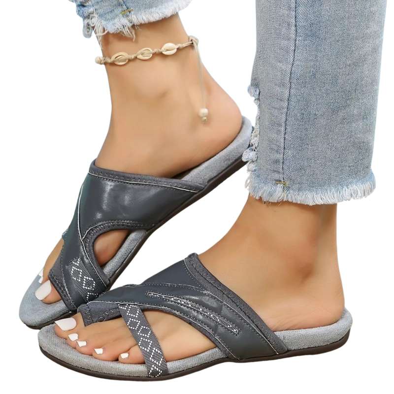 Women&#39;s Wide Flip Flops for Bunions - Blissful Shoes