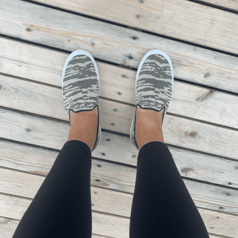 Slip-On Canvas Shoes for Women with Bunions